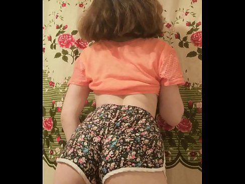 ❤️ Секси младо бебе кое ги соблекува шорцевите пред камера Секс видео на mk.dreamlandpassionjourney.ru ❌