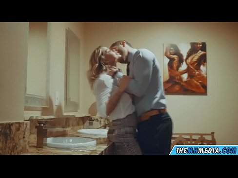 ❤️ Кога бујна русокоса ќе ве заведе во јавен тоалет Секс видео на mk.dreamlandpassionjourney.ru ❌